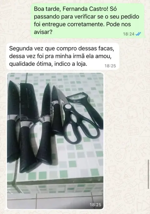 Print de WhatsApp: cliente Fernanda comprando pela segunda vez
