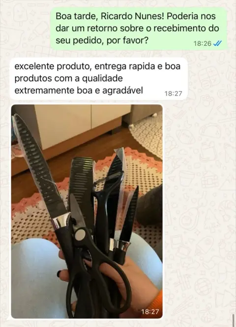 Print de WhatsApp: cliente Ricardo com as facas recebidas